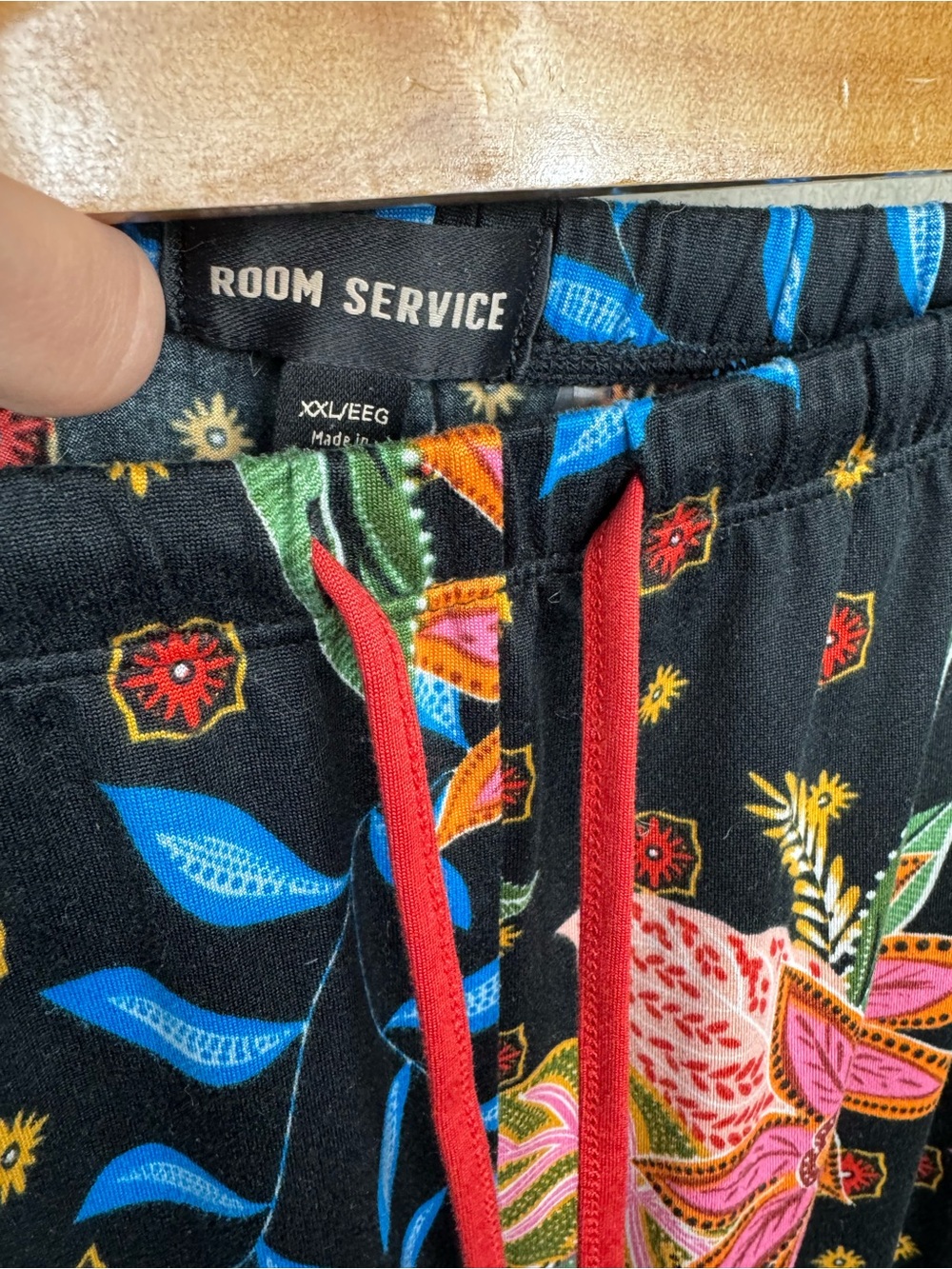 Room Service Tiger Novelty Print Pajama Set Black Floral Button Up‎ Lounge XXL C - Picture 10 of 10